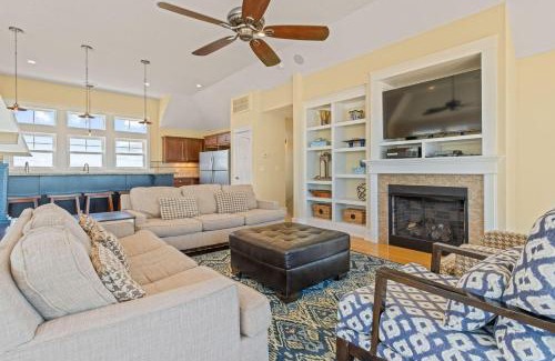 Buxton Apartamento | Hatteras Retreat Oceanfront 7 Bedroom Home