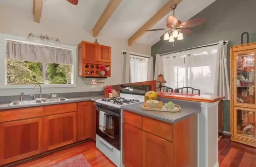Ohia Estates Casa | Hau'oli Place - ¡Tu lugar feliz!