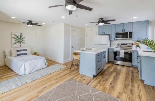 Hauula Casa | Hau'ula Haven with AC- Walk to Beach & Mountain View Lanai