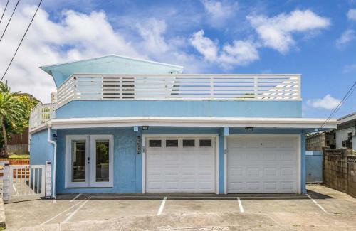 Hauula Casa | Hau'ula Haven with AC- Walk to Beach & Mountain View Lanai