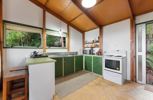 Pukawa Casa | Hauraki Haven - Lake Taupo Holiday Home