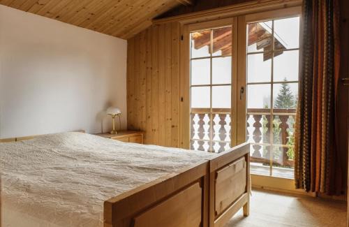 Laax Apartamento | Haus 3 - 5 Zimmer Haus mit Garten in ruhiger Wohngegend