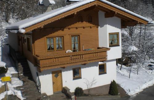 Finkenberg Apartamento | Haus Alpengruß