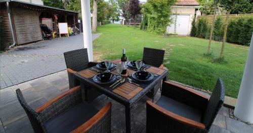 Zeuthen Apartamento | Haus am See