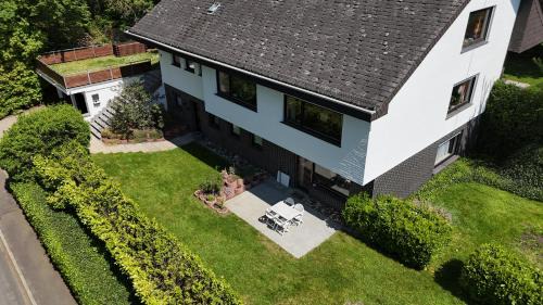 Hillscheid Apartamento | Haus am Wald