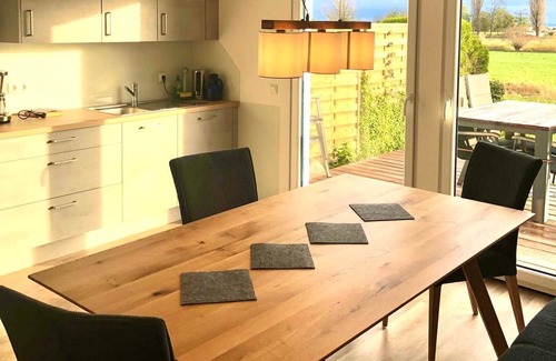 Innere Neustadt Casa | Haus an den Rettiner Wiesen - House at the Rettiner Wiesen, 3-room, terrace, 87m²