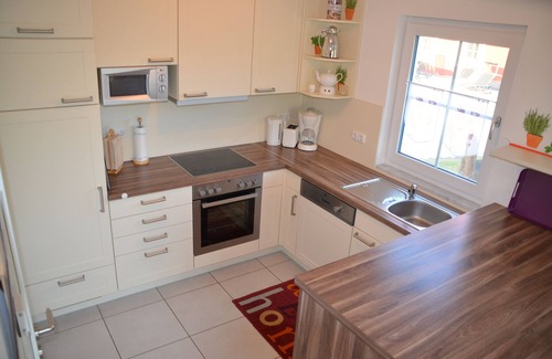 Neunburg vorm Wald Apartamento | Haus Anna mit Zwei Schlafzimmern und Terrasse