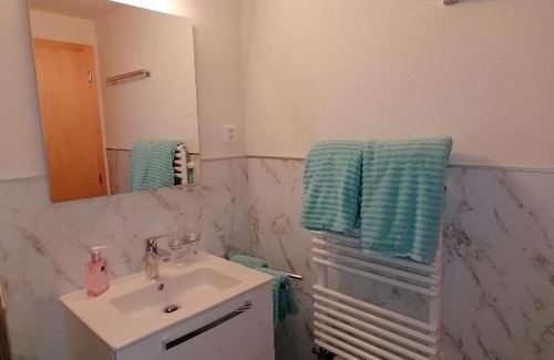 Ravaisch Apartamento | Haus Bergkristall