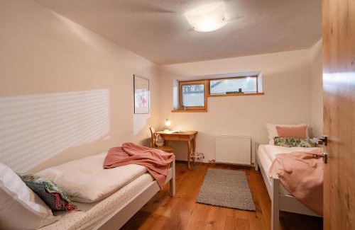 Hopfgarten Markt Apartamento | Haus Ehammer