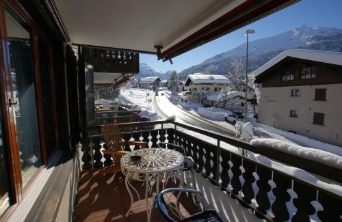 Klosters Dorf Apartamento | Haus Euphrasia
