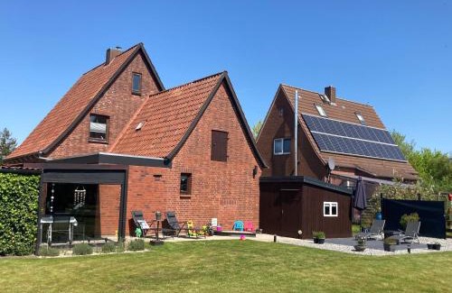 Althemmoor Casa | Haus HERNA by fewo-plan WING120 Nähe Nordsee, Kreidesee Hemmoor und Naturpark Wingst