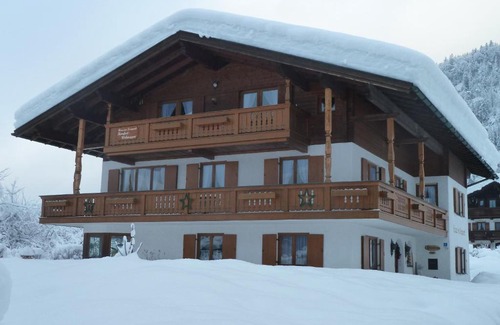 Reit im Winkl Apartamento | Haus im Kurpark