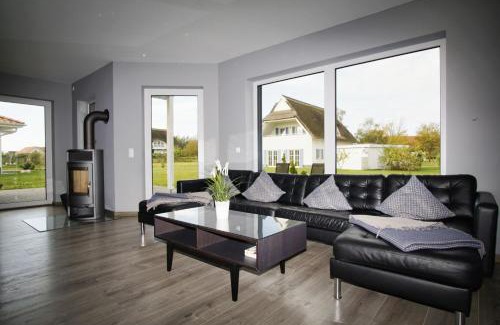Trent Casa | Haus in idyllischer Lage mit Sauna, Terrasse und Garten - Villa Mondlicht