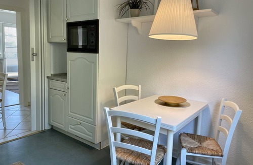 Doese Apartamento | Haus Jenina - Directly on the dyke, modern vacation apartment for up to 6 people