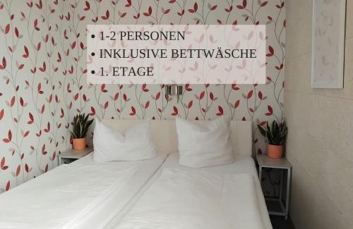 Wremen Apartamento | Haus Krabbe Apartments, zentral gelegen zwischen Bremerhaven und Cuxhaven, Hunde kostenfrei willkommen, hauseigene kostenfreie Parkplätze, Unterstellmöglichkeit für Fahrräder und E-Bikes