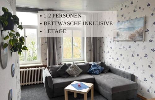 Wremen Apartamento | Haus Krabbe Apartments, zentral gelegen zwischen Bremerhaven und Cuxhaven, Hunde kostenfrei willkommen, hauseigene kostenfreie Parkplätze, Unterstellmöglichkeit für Fahrräder und E-Bikes