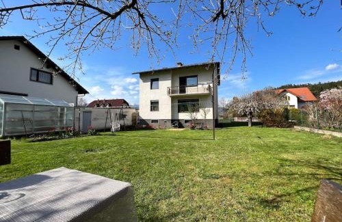 Sankt Margarethen bei Knittelfeld Apartamento | Haus Lisa