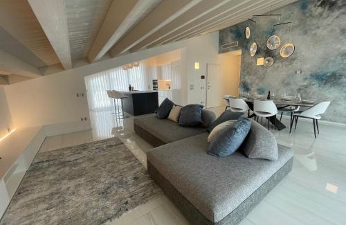 Caorle Apartamento | Haus Margarete - Attico Infinity Vista Mare con Jacuzzi - Agenzia Cocal