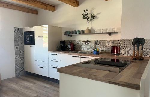 Frielendorf Apartamento | Haus Mariechen 5-Sterne-DTV-Ferienwohnung in der Nähe zum Silbersee mit Balkon & Sauna