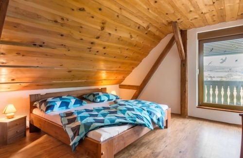 Predslav Casa | Casa de vacaciones Haus Polivka (HUR100) en Hurka u Nemcice - 8 personas, 4 dormitorios