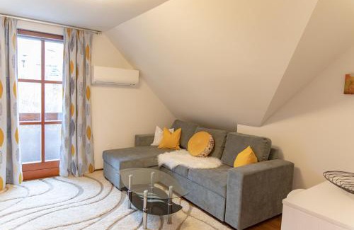 Stubenberg Apartamento | Haus Rosy Ferienwohnung