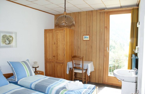 Kiental Cama Y Desayuno | Haus Schonegg BnB Paraíso alpino suizo