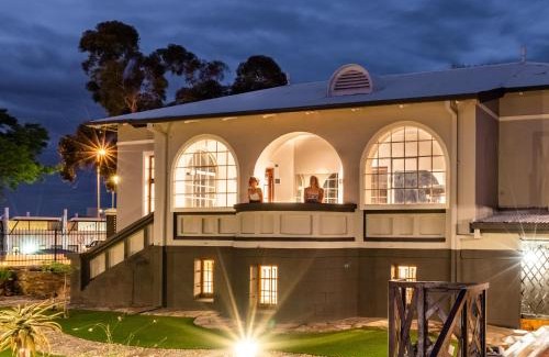 Klein Windhoek Casa | Haus Schwerinsburg Guest House