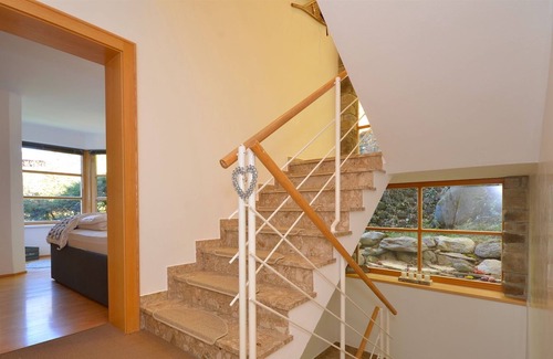 Zell am See Chalet De Esquí | Villa Thumersbach villa espaciosa con gran terraza y sauna, a 150 m del autob�s de esquí