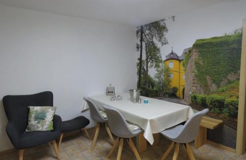 Neuhausel Apartamento | Haus Waldzauber