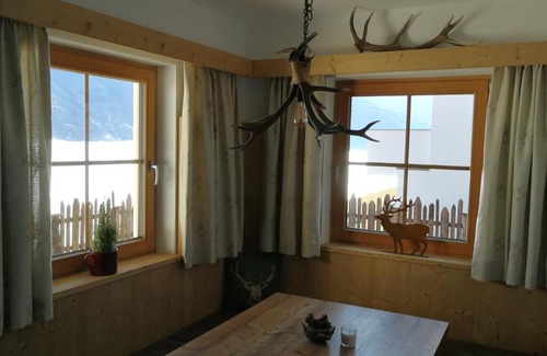 Hippach Apartamento | Haus Wildschütz