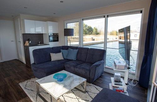 Laasow Alquiler De Eote | Hausboot Dolce Vita - LP10