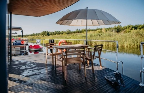 Klitten Apartamento | Hausboot für 6 Gäste mit 45m² in Klitten