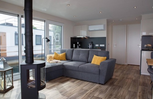 Vetschau/Spreewald Apartamento | Hausboot für 4 Gäste mit 45m² in Vetschau/spreewald