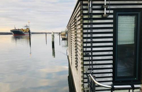 St. Andreas Alquiler De Eote | Hausboot Hafenkönig Lübeck