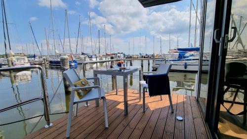 Schleswig Alquiler De Eote | Hausboot Hilja