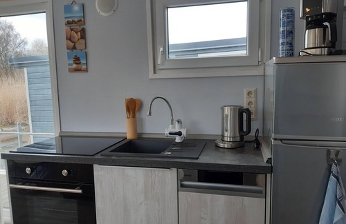 Havelsee Casa | Hausboot, schwimmendes Ferienhaus im Havelbogen, Haus auf dem Wasser
