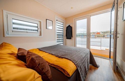 Klitten Alquiler De Eote | Hausboot Skyline