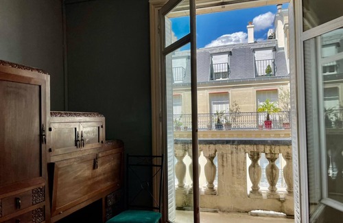 Quartier Saint-Georges Apartamento | Haussmann Opera Penthouse130M2 Exclusive full 4floors Stone Balcony (4 bedrooms)