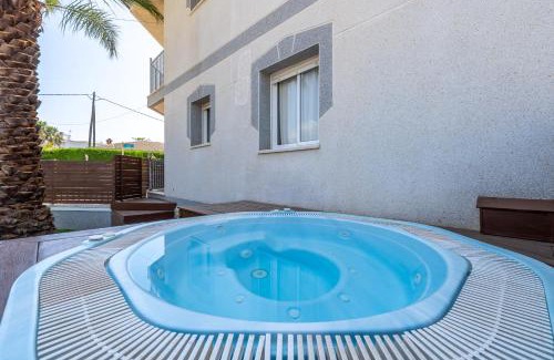 Cambrils Apartamento | Hauzify I Apartament Robinson