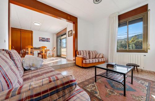 Llagostera Casa | Hauzify I Casa Selvabrava