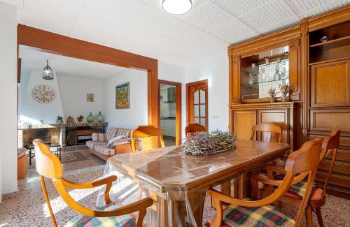 Llagostera Casa | Hauzify I Casa Selvabrava