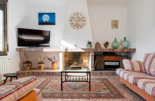 Llagostera Casa | Hauzify I Casa Selvabrava
