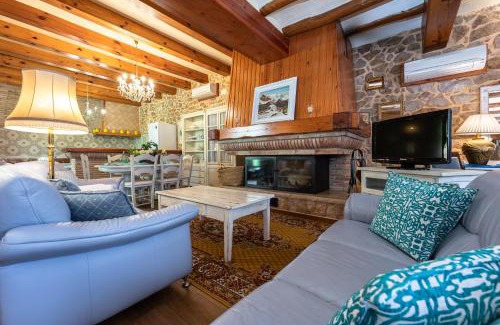 El Perello Casa | Hauzify I Palauet del Remei