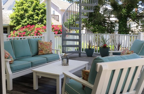 Stone Harbor Casa | Diviértete y relájate en esta casa recientemente renovada y lujosamente decorada