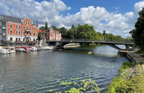 Brandenburg an der Havel Apartamento | Havel Homes: Apartment mit 3 SZ und Netflix