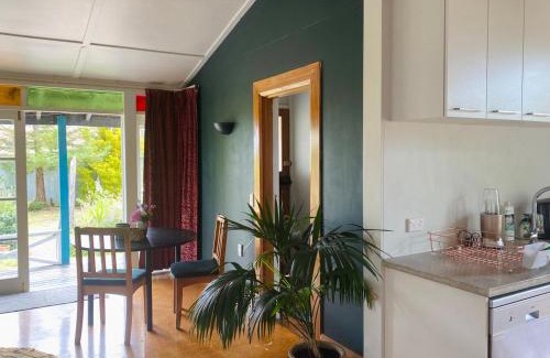 Havelock North Villa | Havelock North Cottage on Organic Orchard