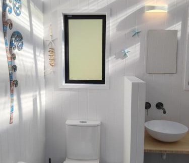 Endeavour Inlet Apartamento | Haven Cabin - No road access - just a boat ride away