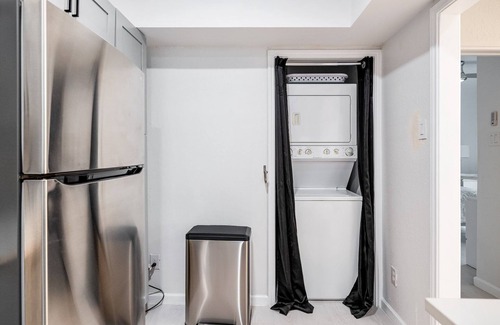 Cowley Condominio | Haven for Travel Nurses & Digital Nomads: Ideal Medium-Term Rental Retreat!
