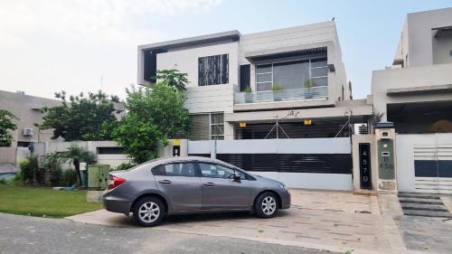 Lahore Casa | Haven Lodge - 5BR Luxury Retreat in DHA Phase 6