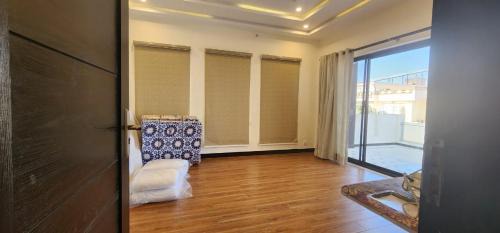 Islamabad Cama Y Desayuno | Haven Lodge Islamabad, 4BR vacation home, hot tub & mountain view